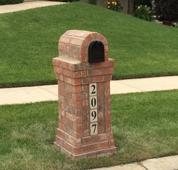 stone-mailbox-3
